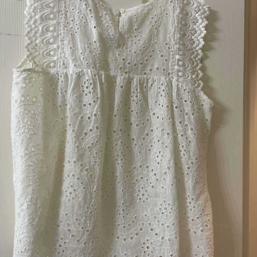 Entro White Eyelet Lace Top